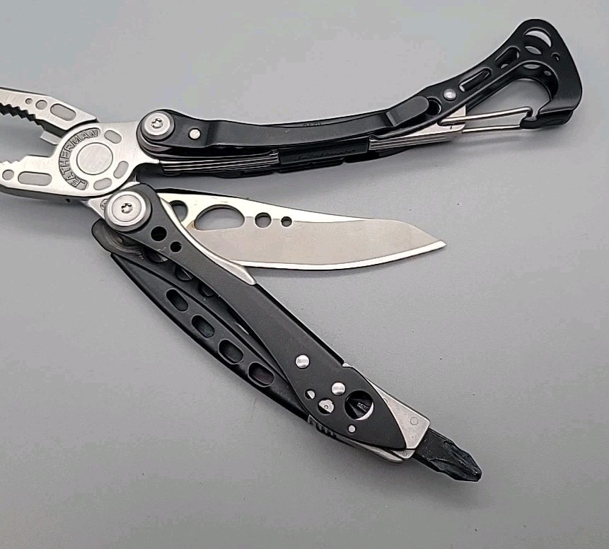 Leatherman Skeletool CX Multi-Tool – Dated 1018 – Plain Edge 154CM Blade