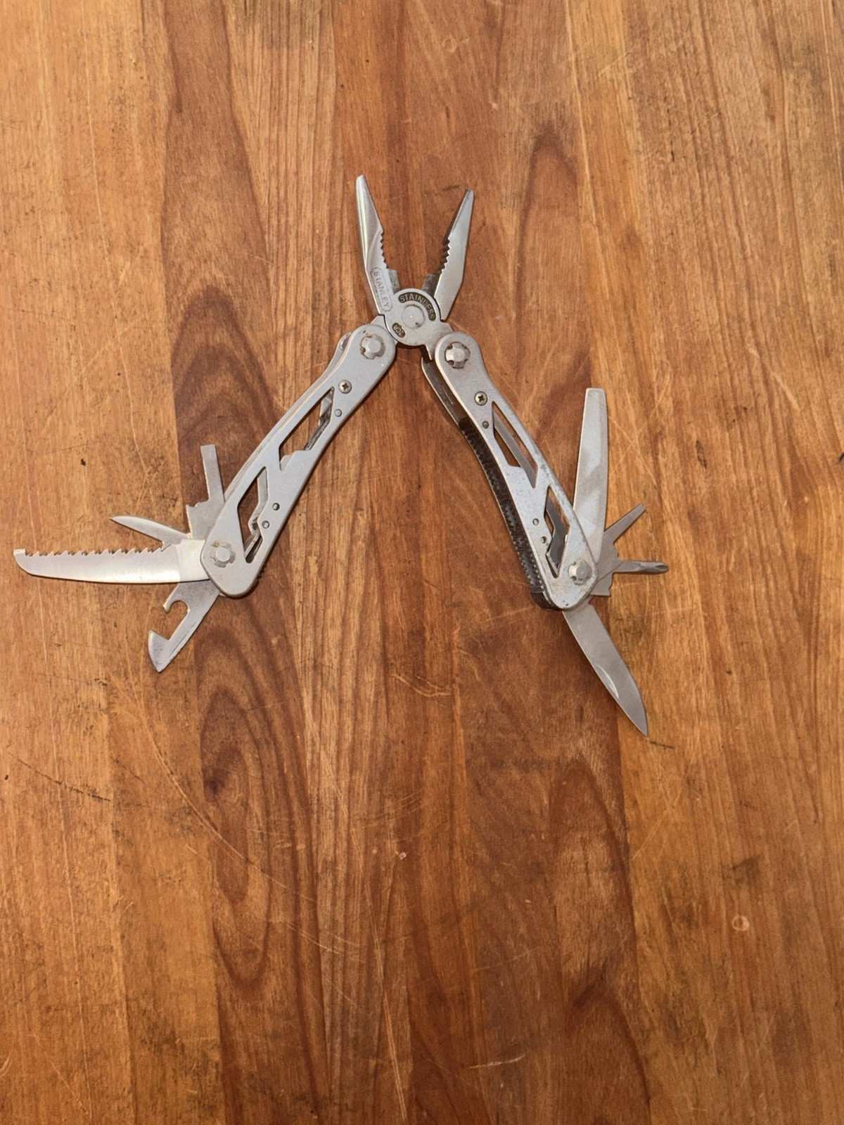 Stanley 12 In 1 Multi Tool. Last Photo Shows All Tools That Are Included. NICE.
