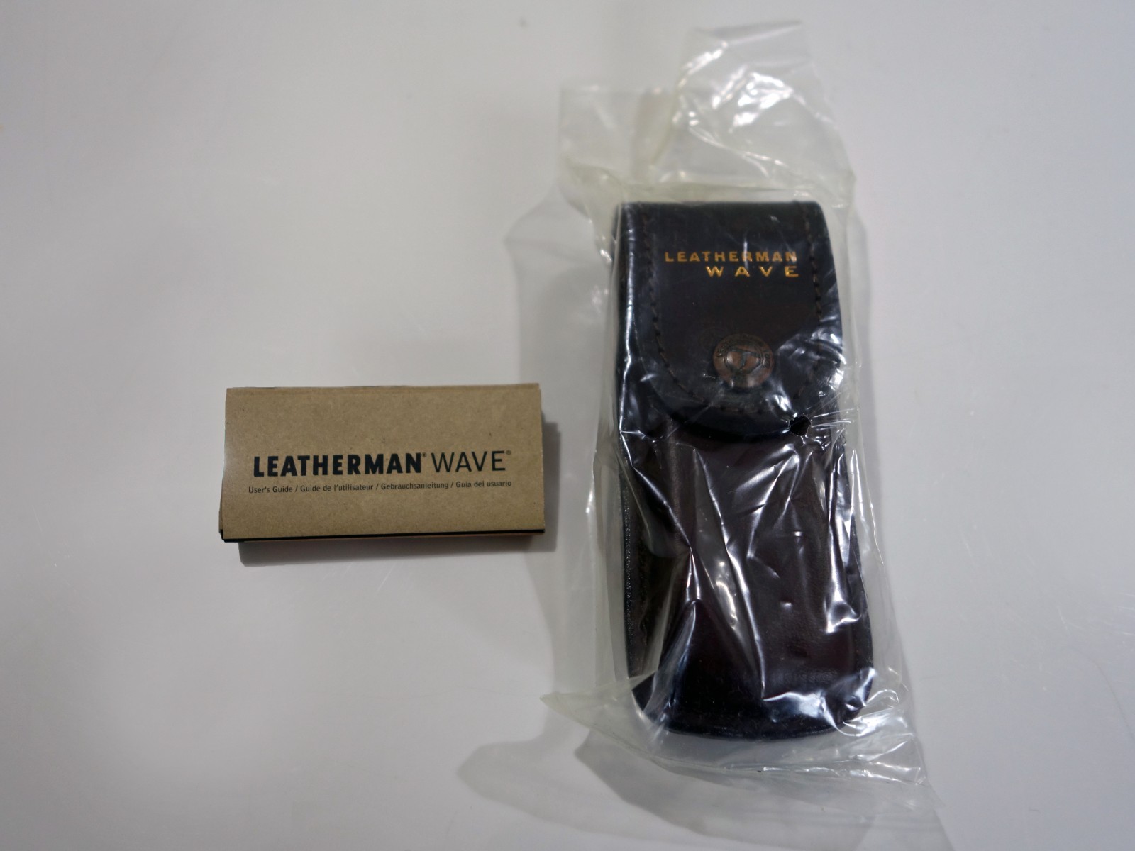 ORIGINAL LEATHERMAN WAVE – NEW OLD STOCK – MADE IN THE USA + OEM LEATHER POUCH