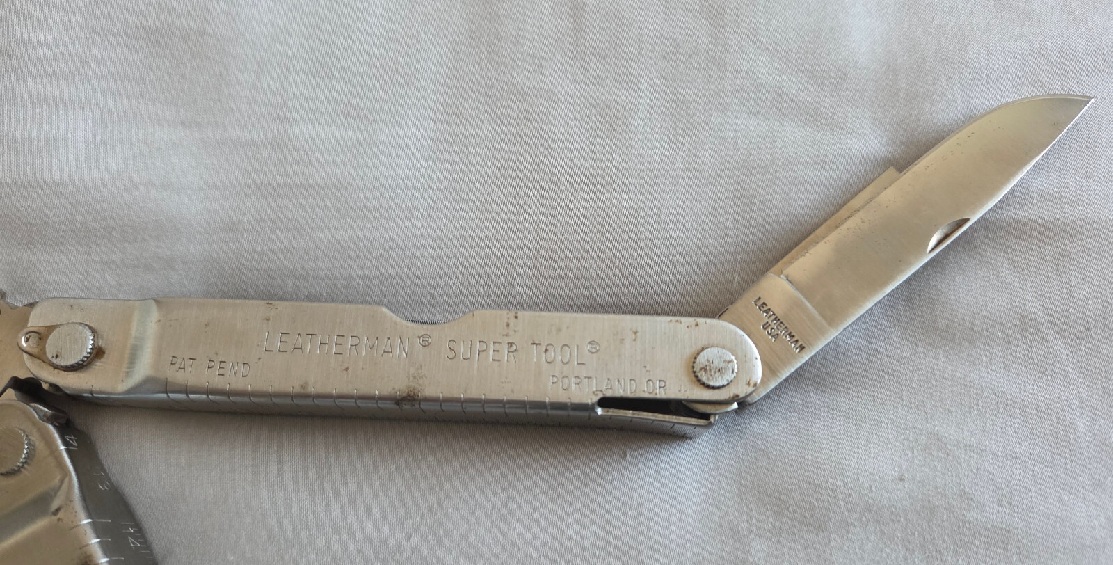 Leatherman SuperTool Original Stainless Multi-Tool 1196 Pat Pend Portland OR