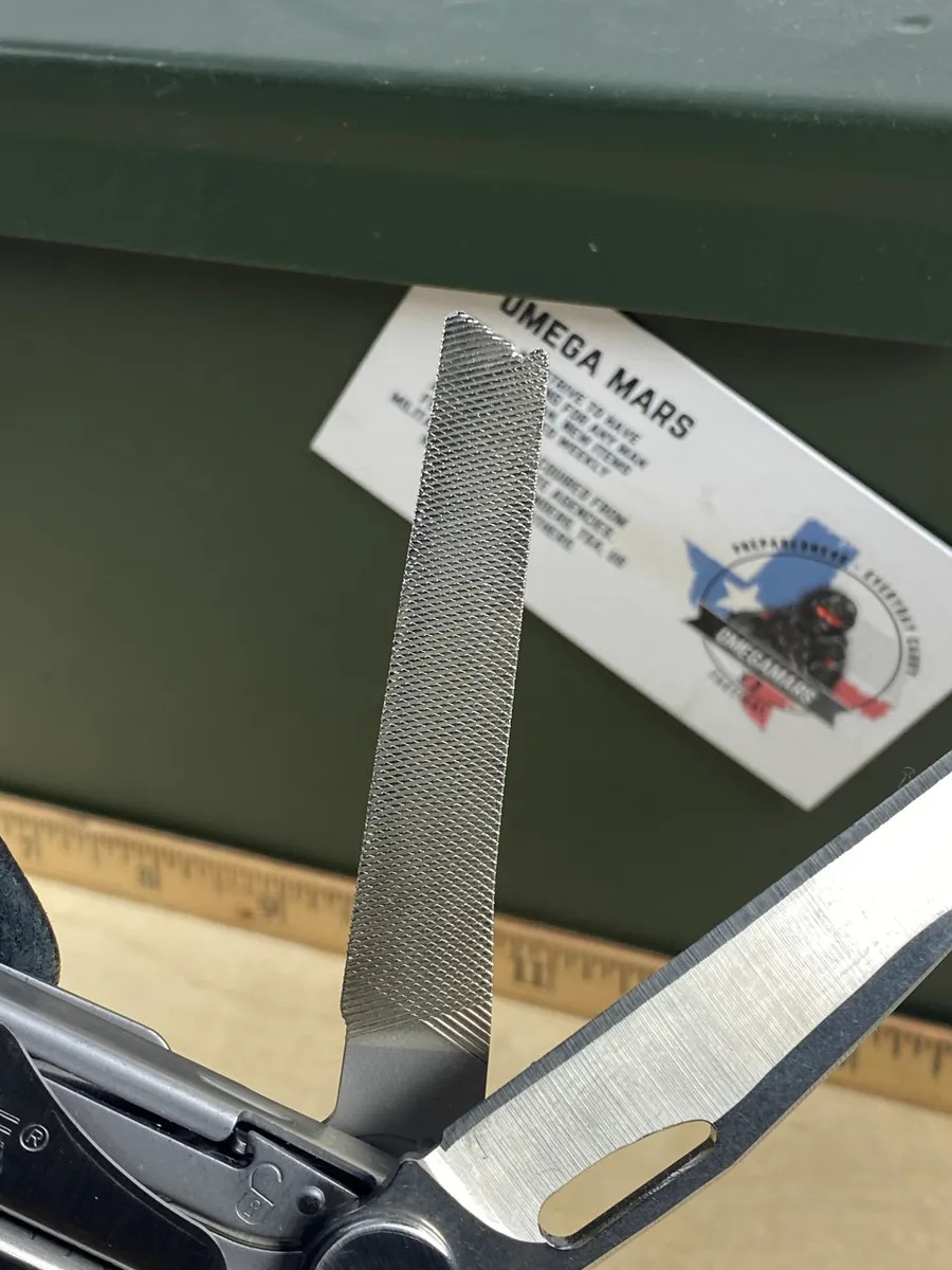Leatherman Wave LW#1. Looks/feel brand new.