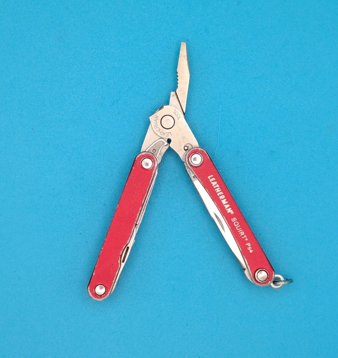 Leatherman SQUIRT PS4 Multi-Tool! *BROKEN PLIERS*