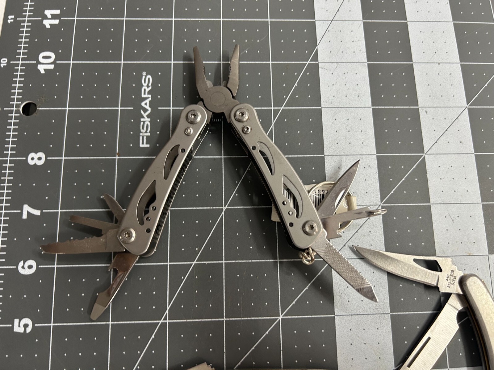 New 4-pack lot Stainless Steel Multi Tool Knife Outdoor Folding Pocket Pliers