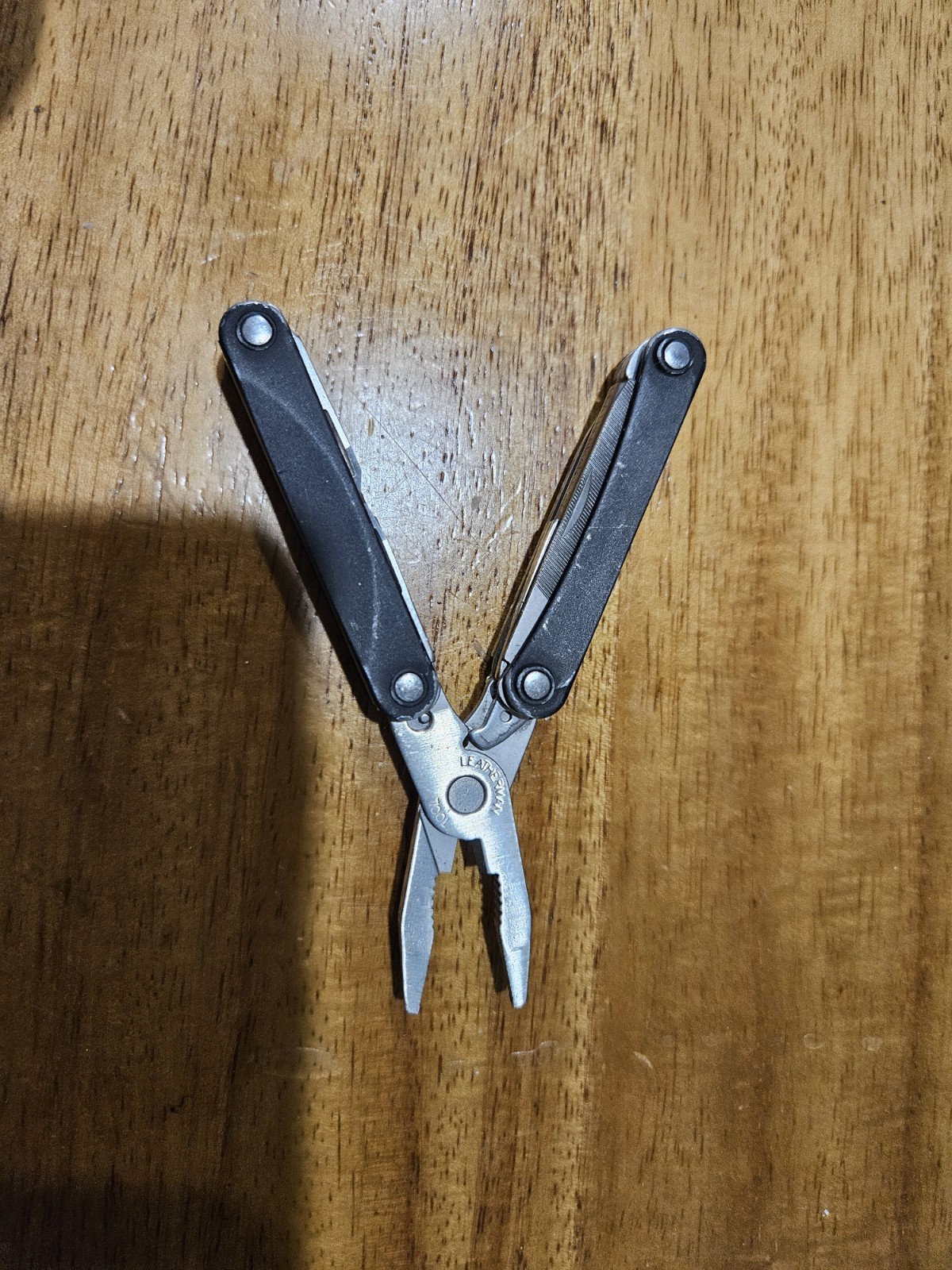 LEATHERMAN SQUIRT PS4 BLACK MULTI TOOL KEYCHAIN – DISCONTINUED / RETIRED – RARE