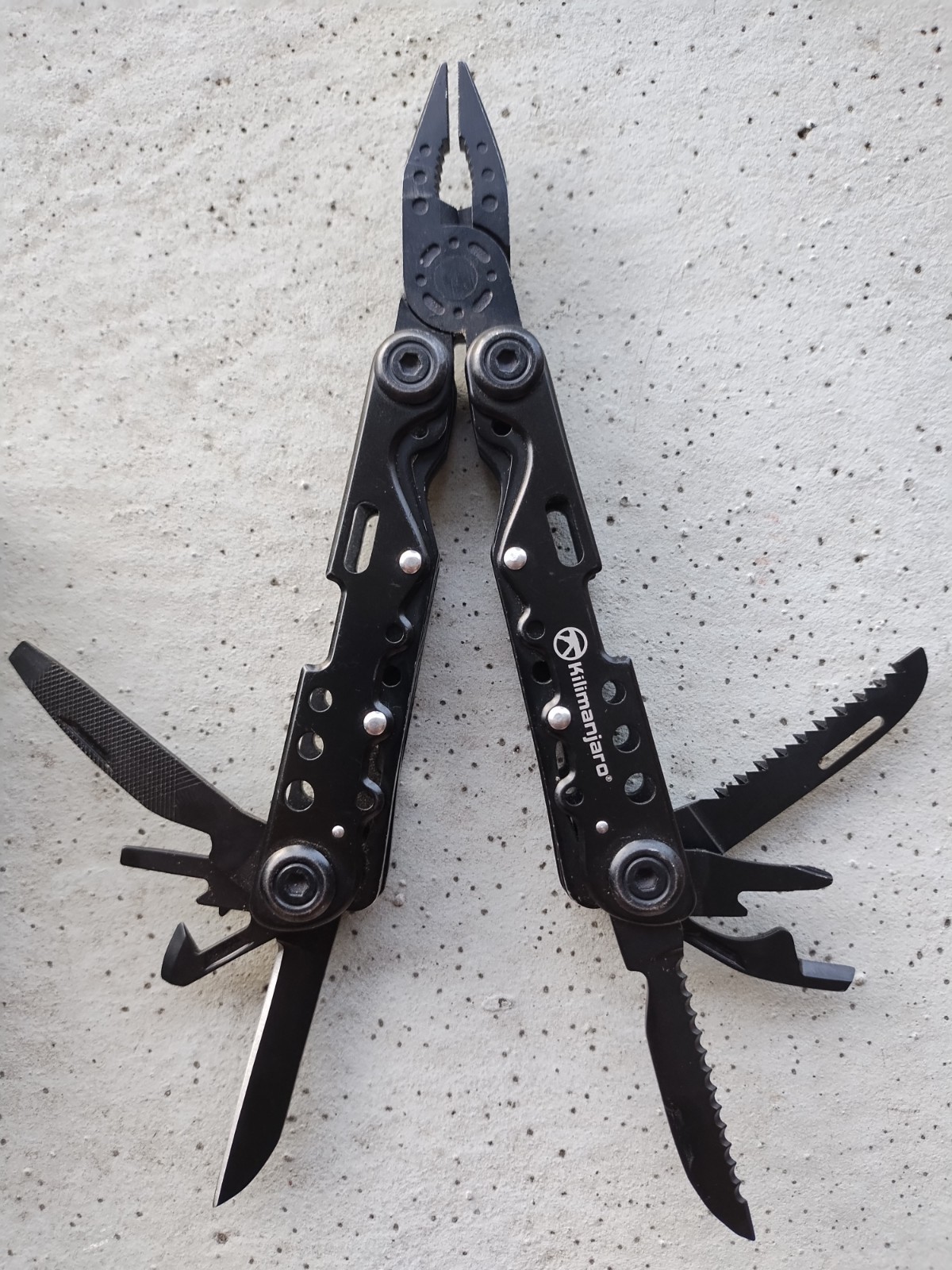 KILIMANJARO BALLAST 13-IN-1 MULTI-TOOL WITH NYLON POUCH 910053, EXCELLENT!