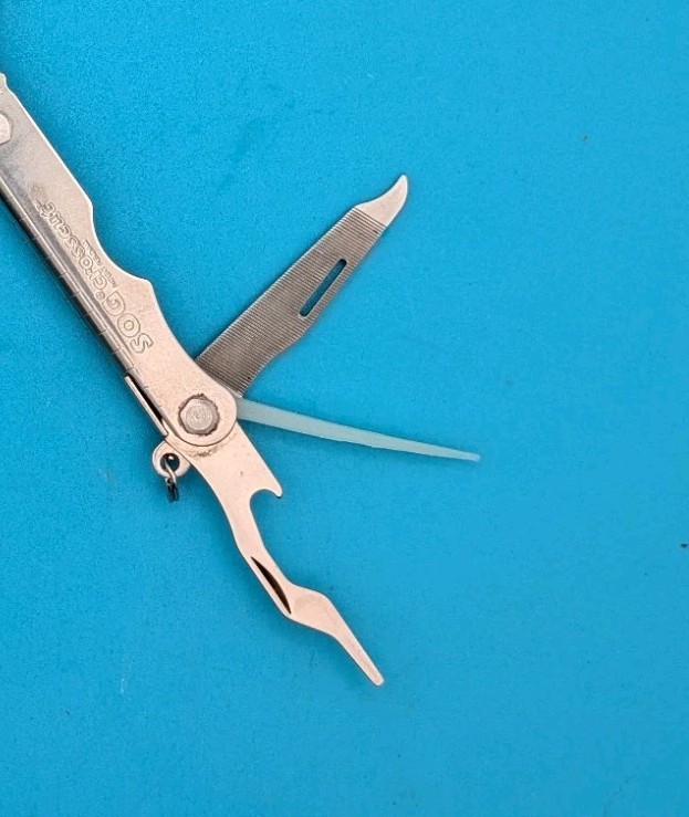 SOG Crosscut Multitool Knife!