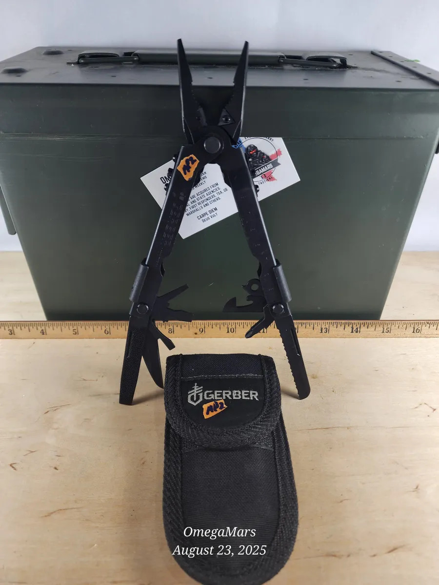 Gerber MP 600 Looks/feels brand new, w/sheath. #MP2 (MSRP 105)