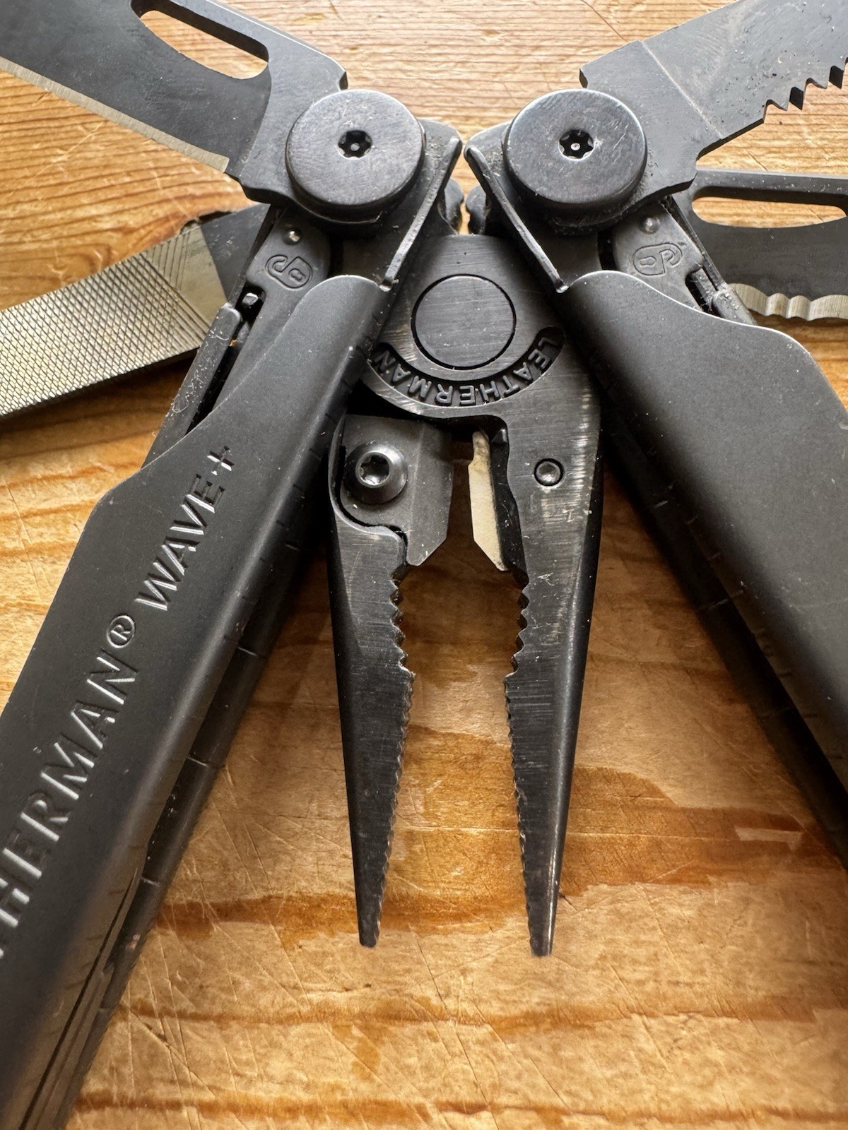 Leatherman Wave / Wave + / Plus Black Oxide Multitool
