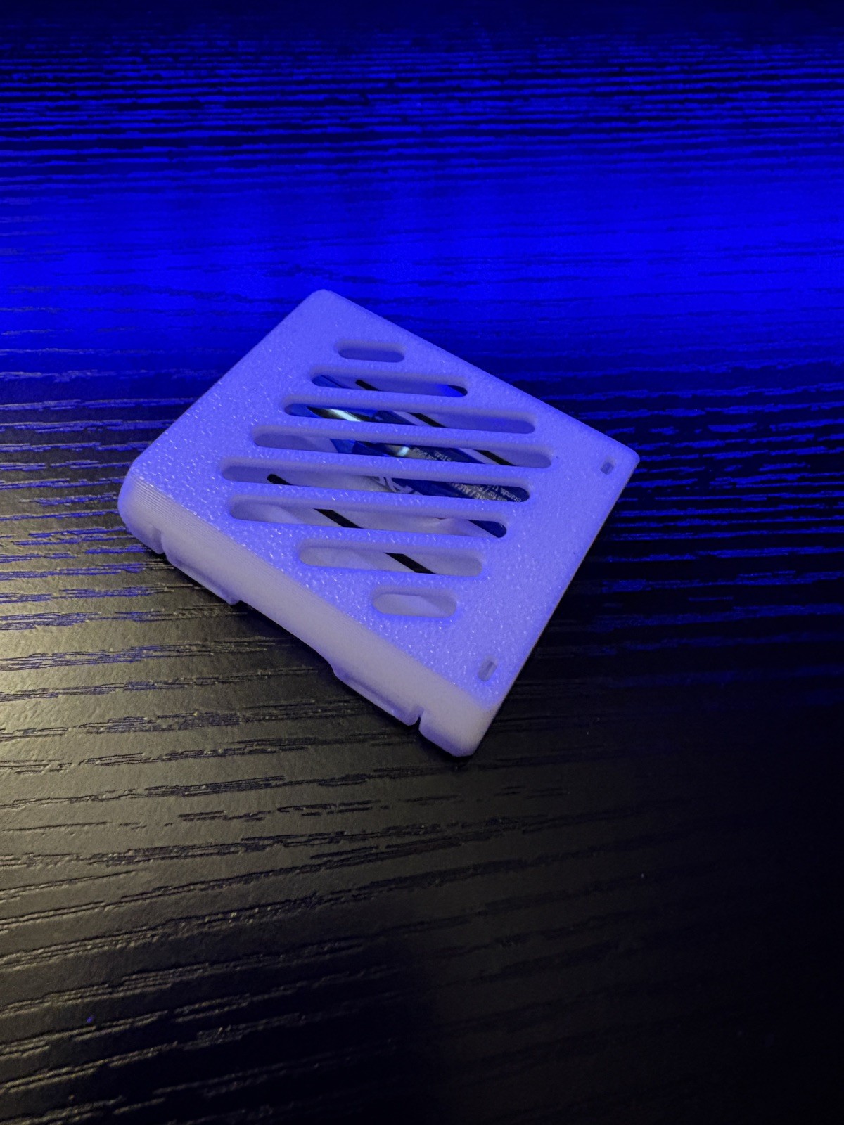 7 pc white 3-D printed PLA Every Day Carry samples, utilities and supplement kit