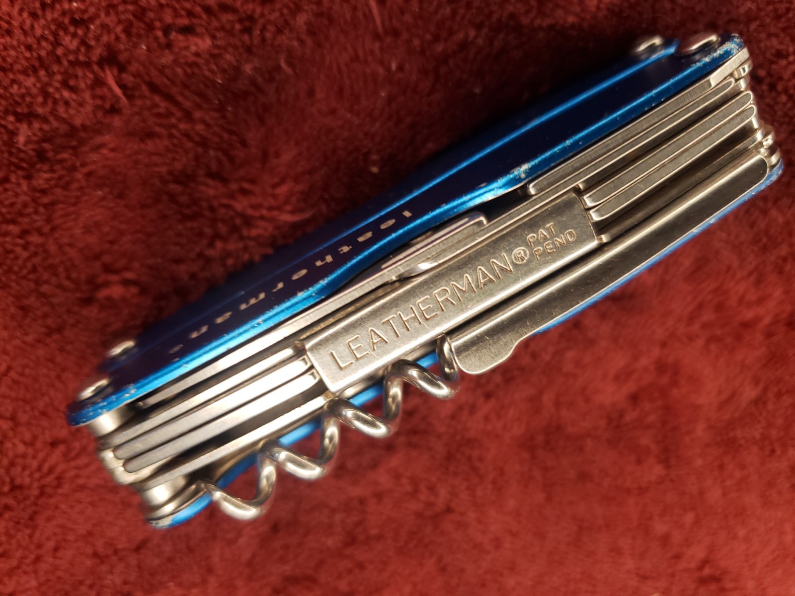 🔪🔪 Leatherman Juice CS4 Multi-Tool Stainless Pliers Multi Tool Blue