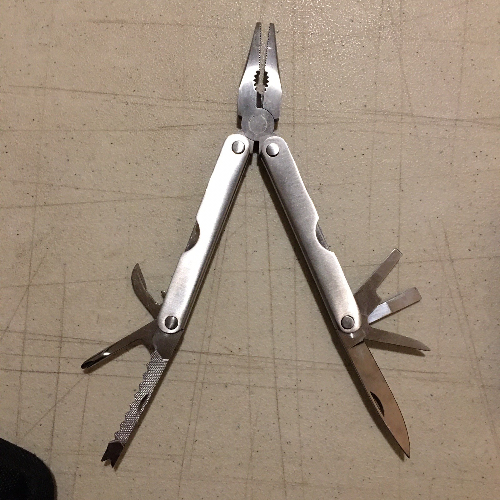 Lehman’s Multi Tool Stainless Steel With Sheath Made In US