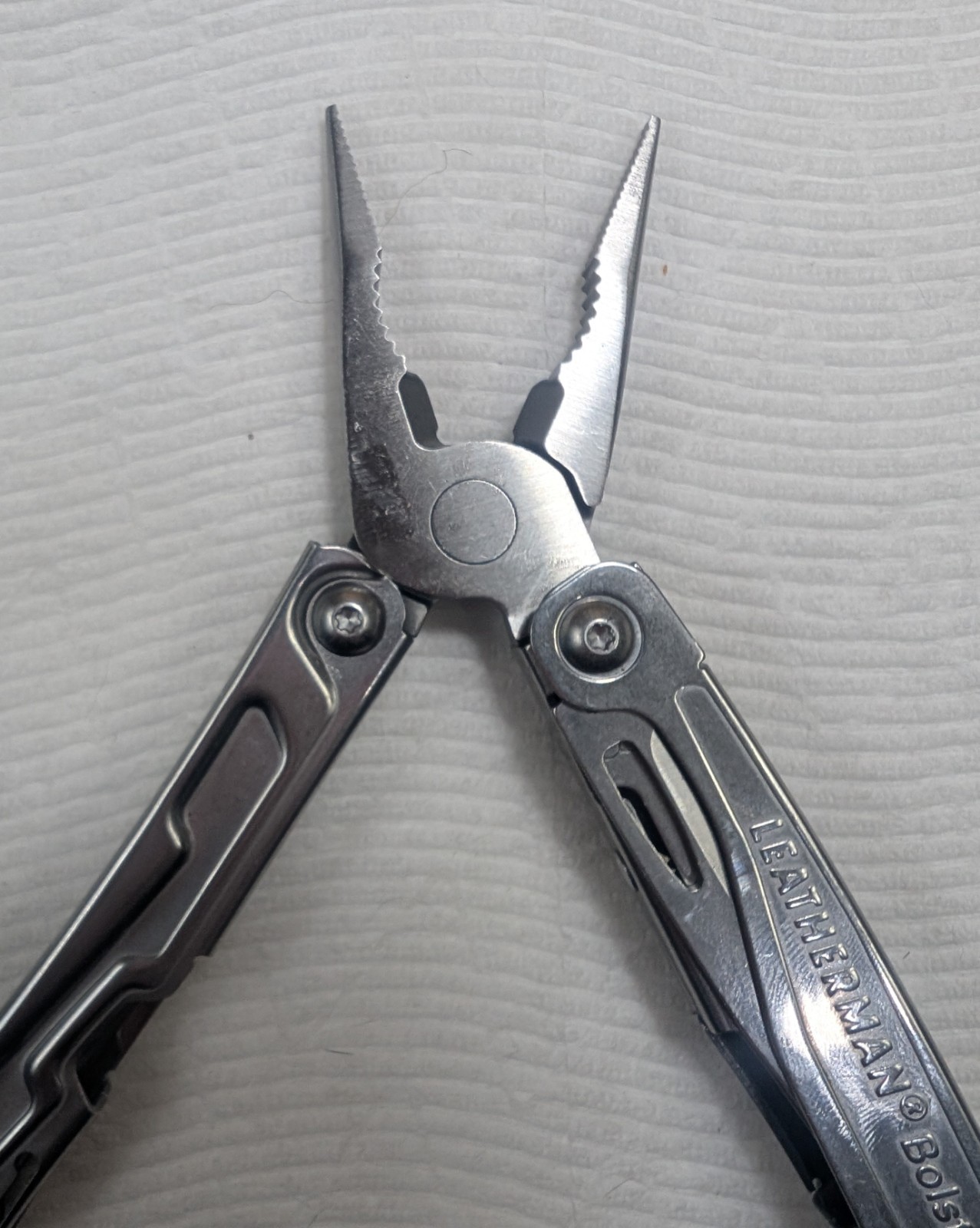 Leatherman Bolster 13-in-1 Multi-tool Folding Pocket Knife with Pliers Stainless
