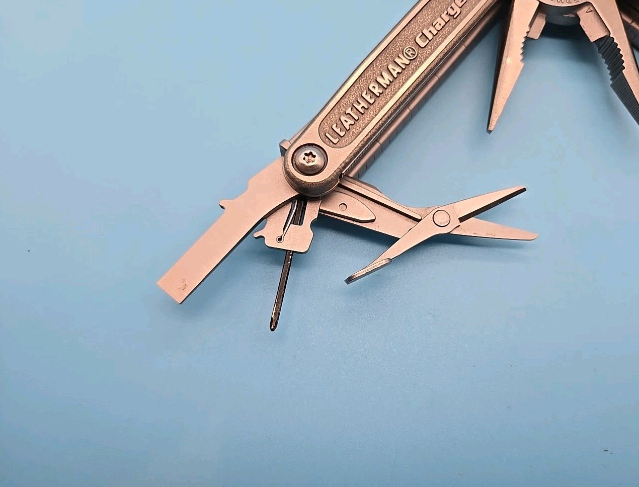 Leatherman Charge Ti Multi-Tool w/ Sheath – Dated 0205 – 154CM Blade – Retired