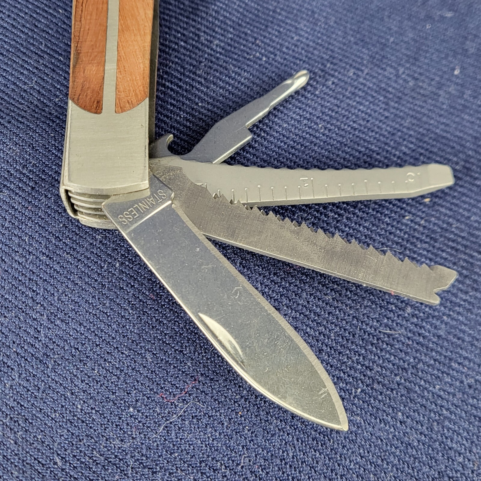 Mossy Oak Axe Head Multi Tool with Belt Case