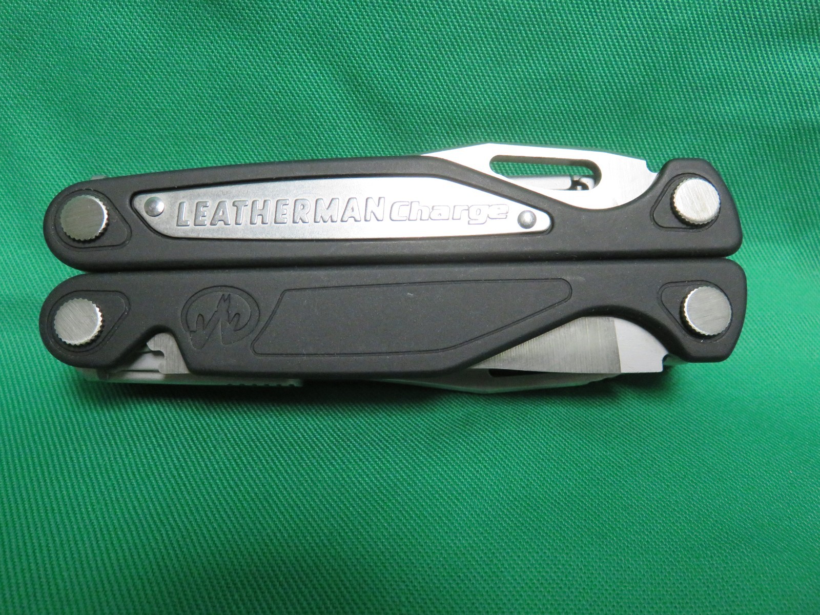 Leatherman Charge AL Multi-Tool 830662 W/ Sheath & Bit Kit (a) – NEW