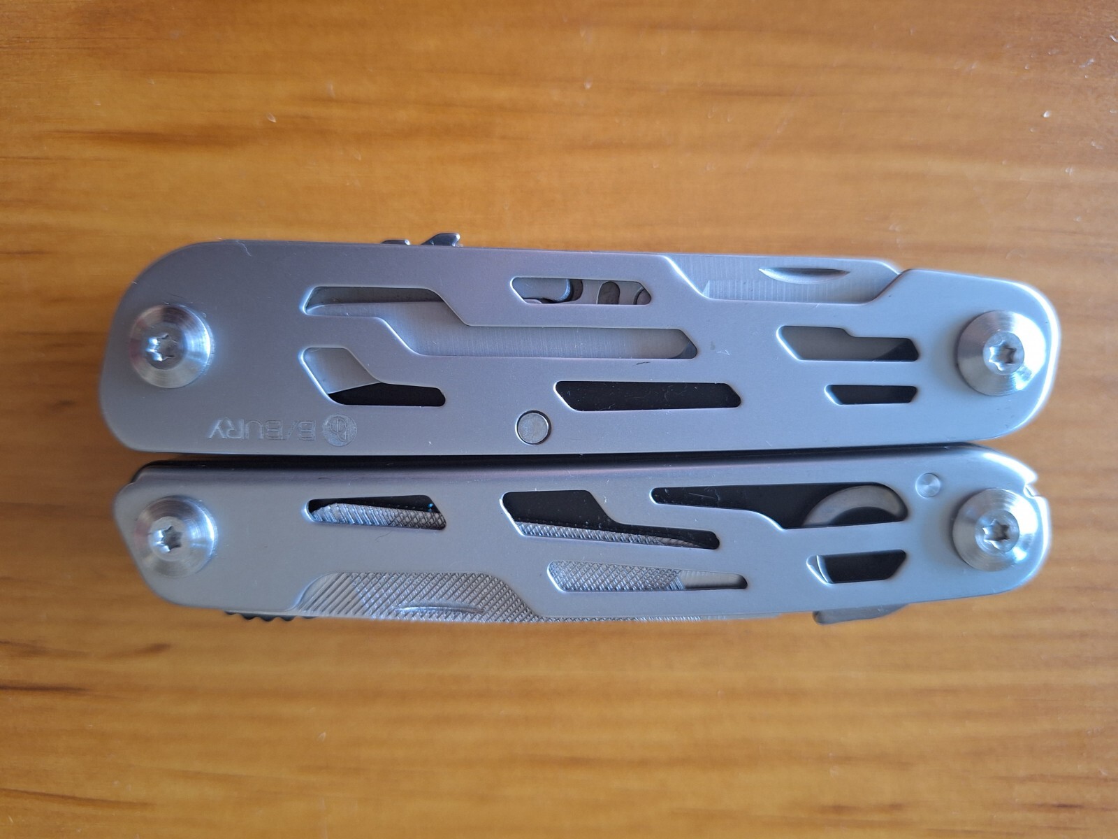 B/Bury Multitool
