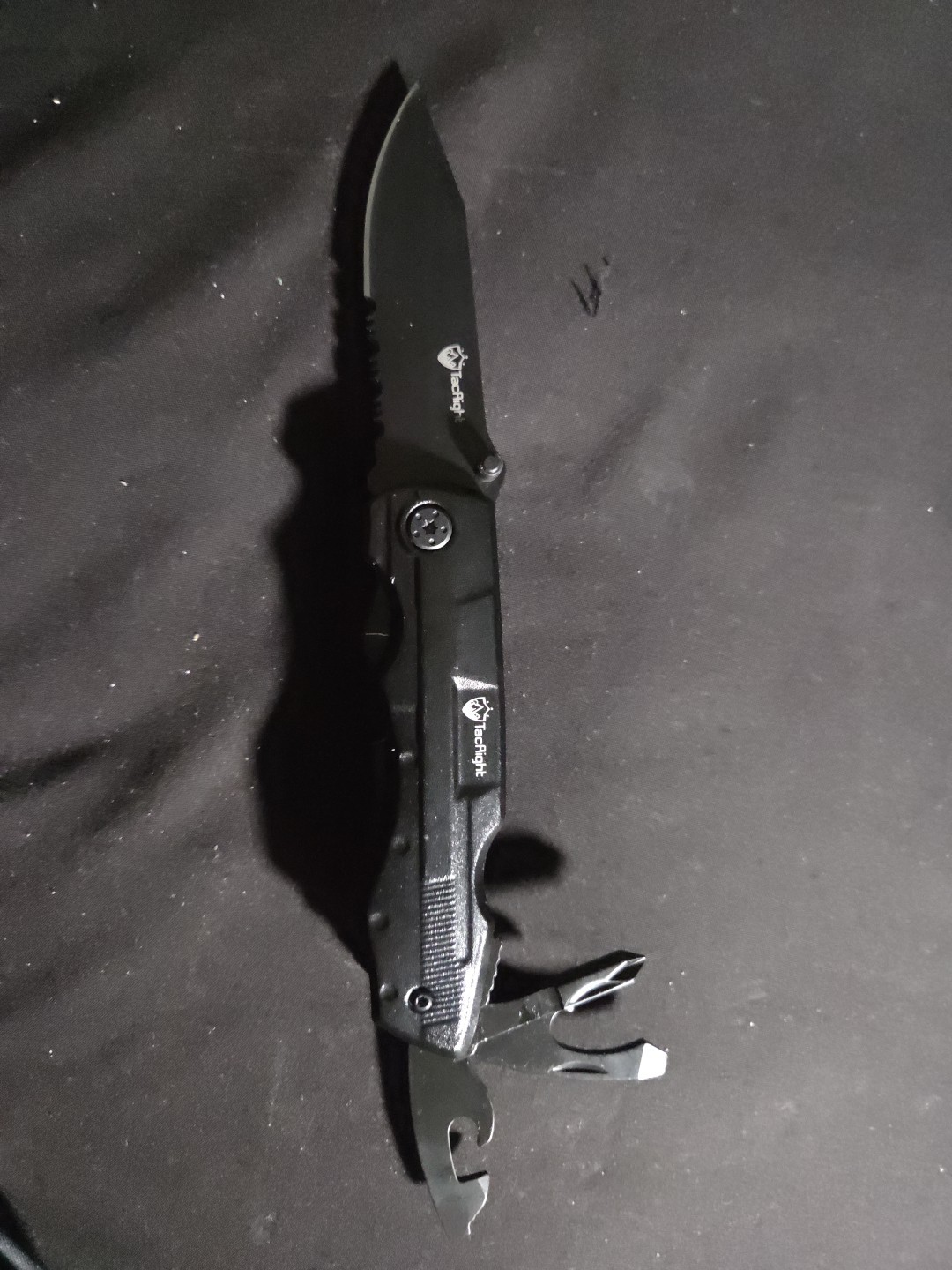 TacRight Multiple Knife And Other Tools