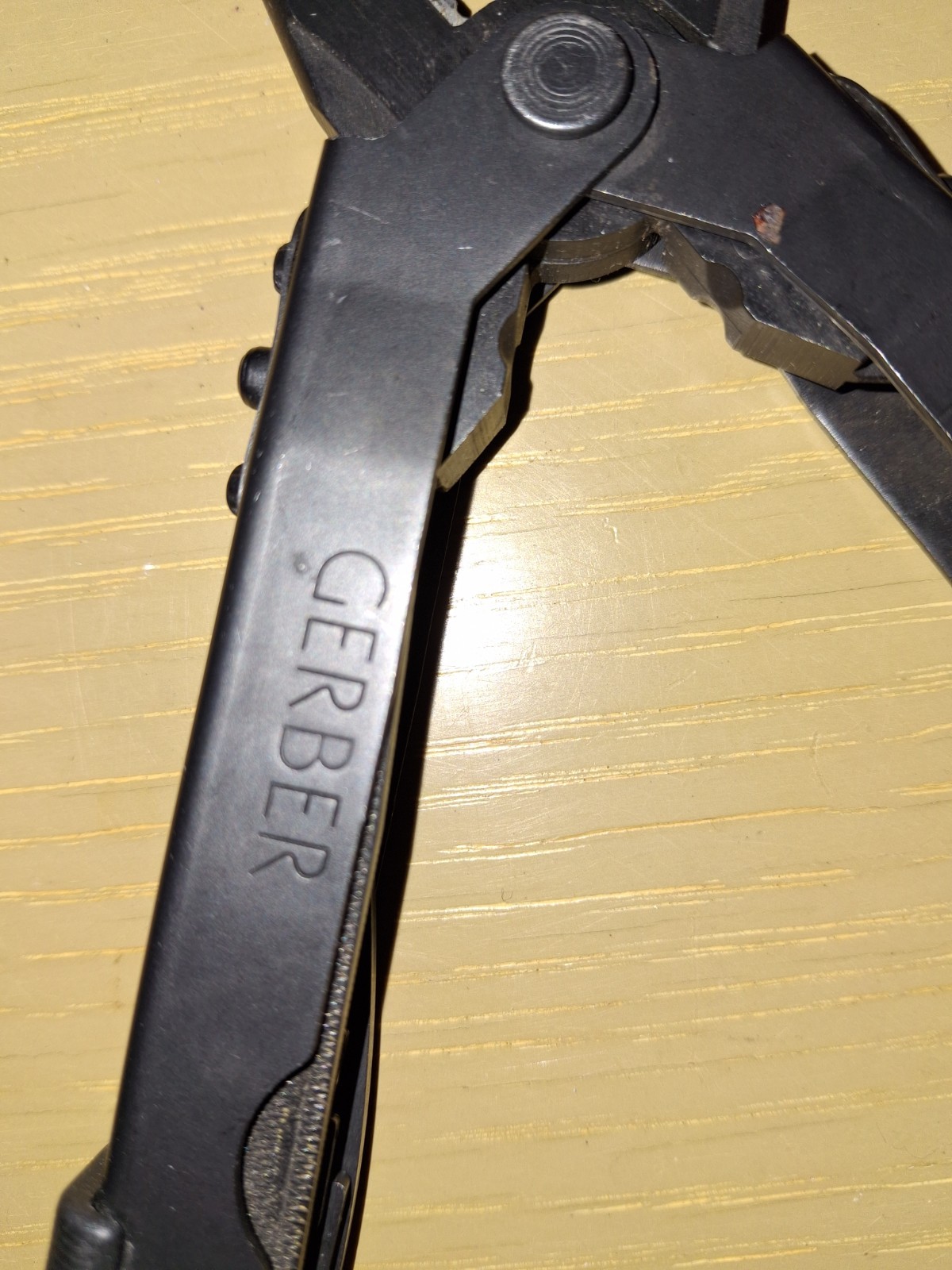 Gerber MP600 Multi-Tool Black Pliers, Knife, Saw, File, Screwdrivers USA Made
