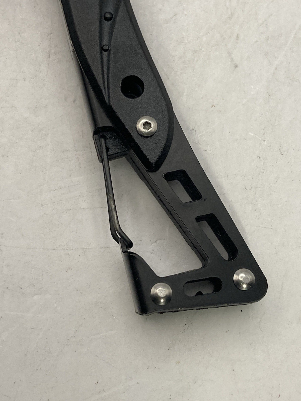 Multi Tool Knife In Nylon Case With Belt Loop. Prairie Valley