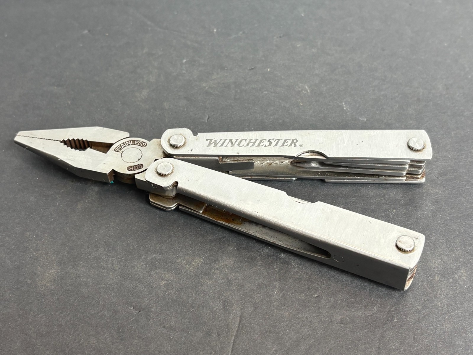 LOT of Multi-Tool and Knives, Winchester, Gerber, Frost, Tac-Force, Maxxam READ