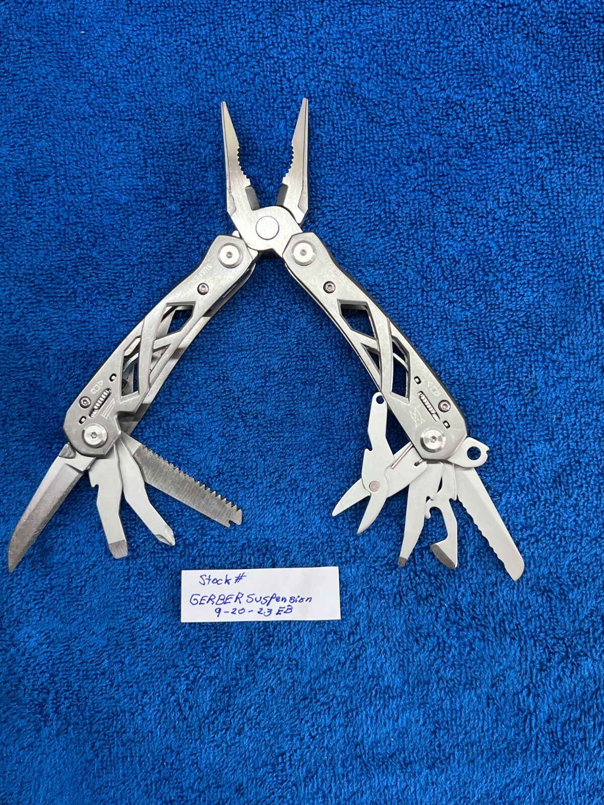 GERBER “Truss” Multi-Tool with Sheath | 17 Tools | SILVER | Gently Used $45.00
