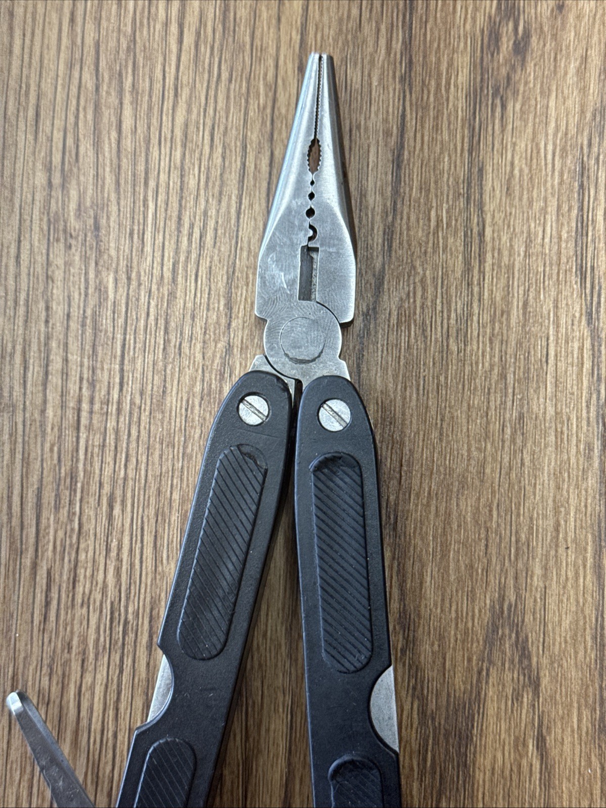 11-in-1 multi tool Pliers Knife Opener File Survival Hunting Camping