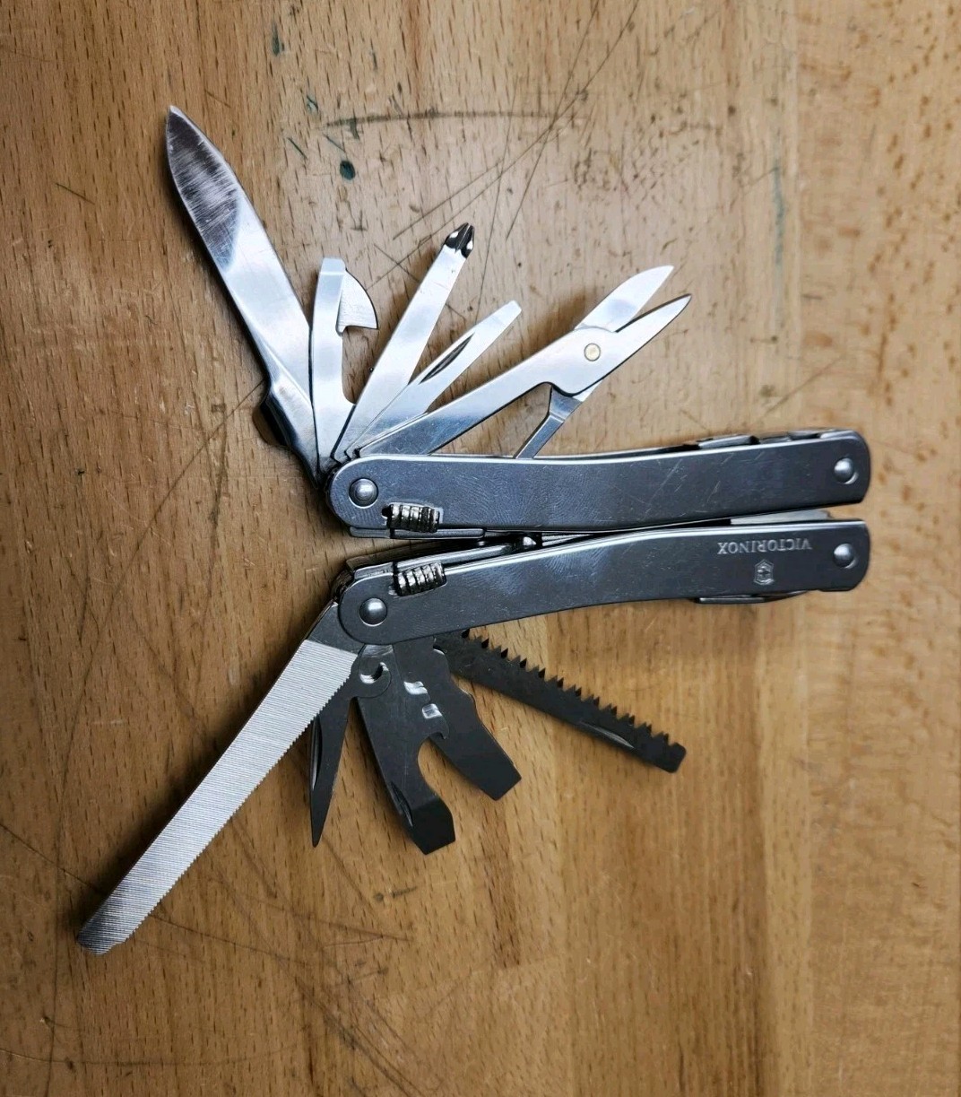 Victorinox Swisstool Spirit MX One Hand Opening Blade Multitool – Silver
