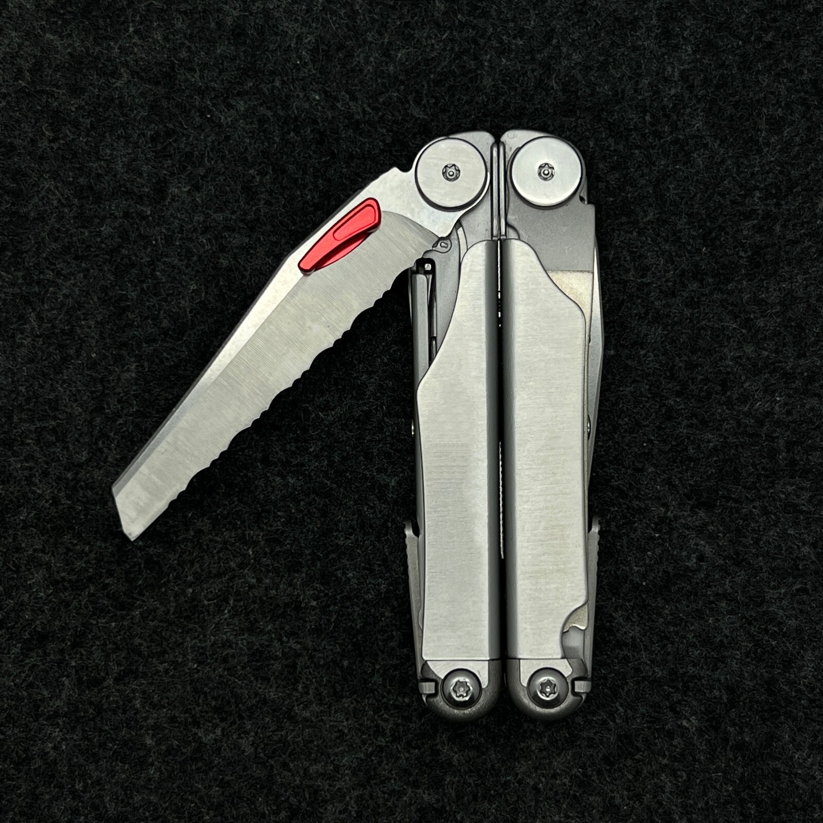Aluminum Alloy Thumb Grip Easy open push button For Leatherman Wave Accessories