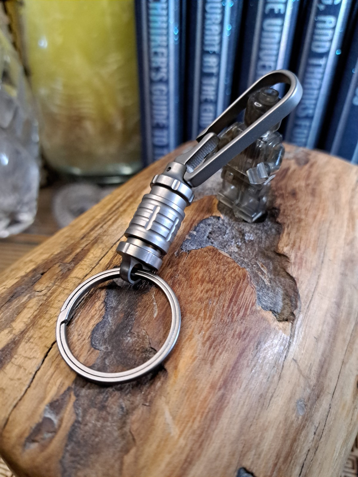EDC Titanium Keychain Belt Loop Clip Quick-Release With Built-in Box Opener