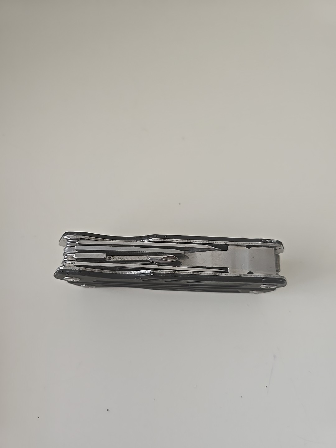 Ozark Trail 12 In 1 Multi-tool Black 4-1/8”Closed
