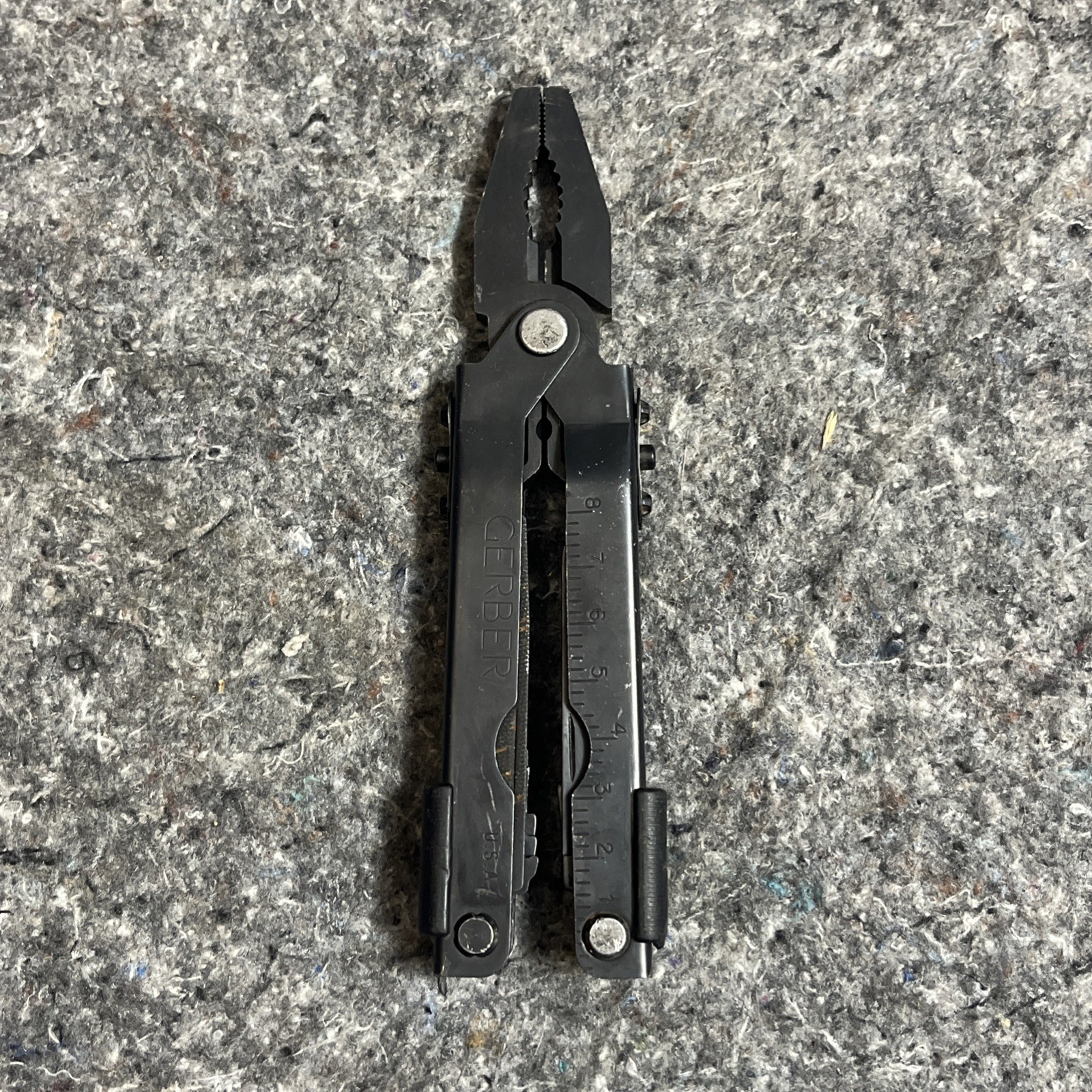 Gerber MP600 Multi-Tool Multi-Plier Needle Nose Black