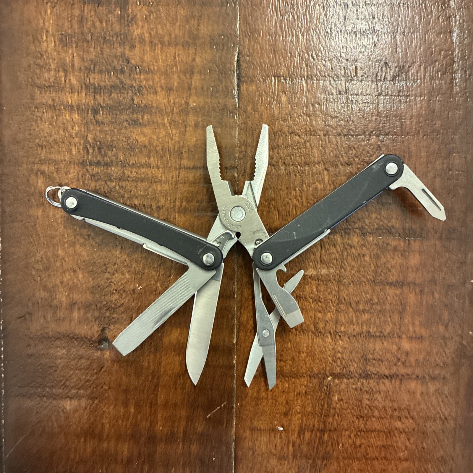 Leatherman Squirt PS4 Multi Tool, Knife, Pliers – Black – Excellent