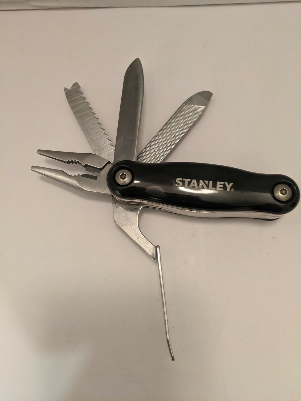 Stanley Multi Tool 7 in 1 Combination Pliers /Black