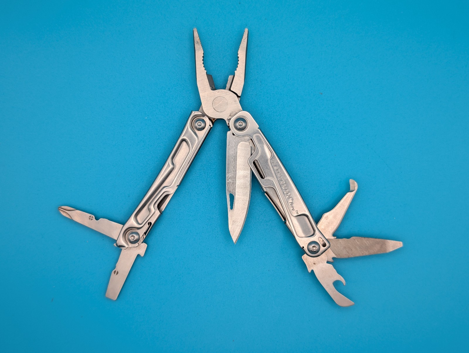 Leatherman Rev 3.8″ Multi-Tool, Stainless!