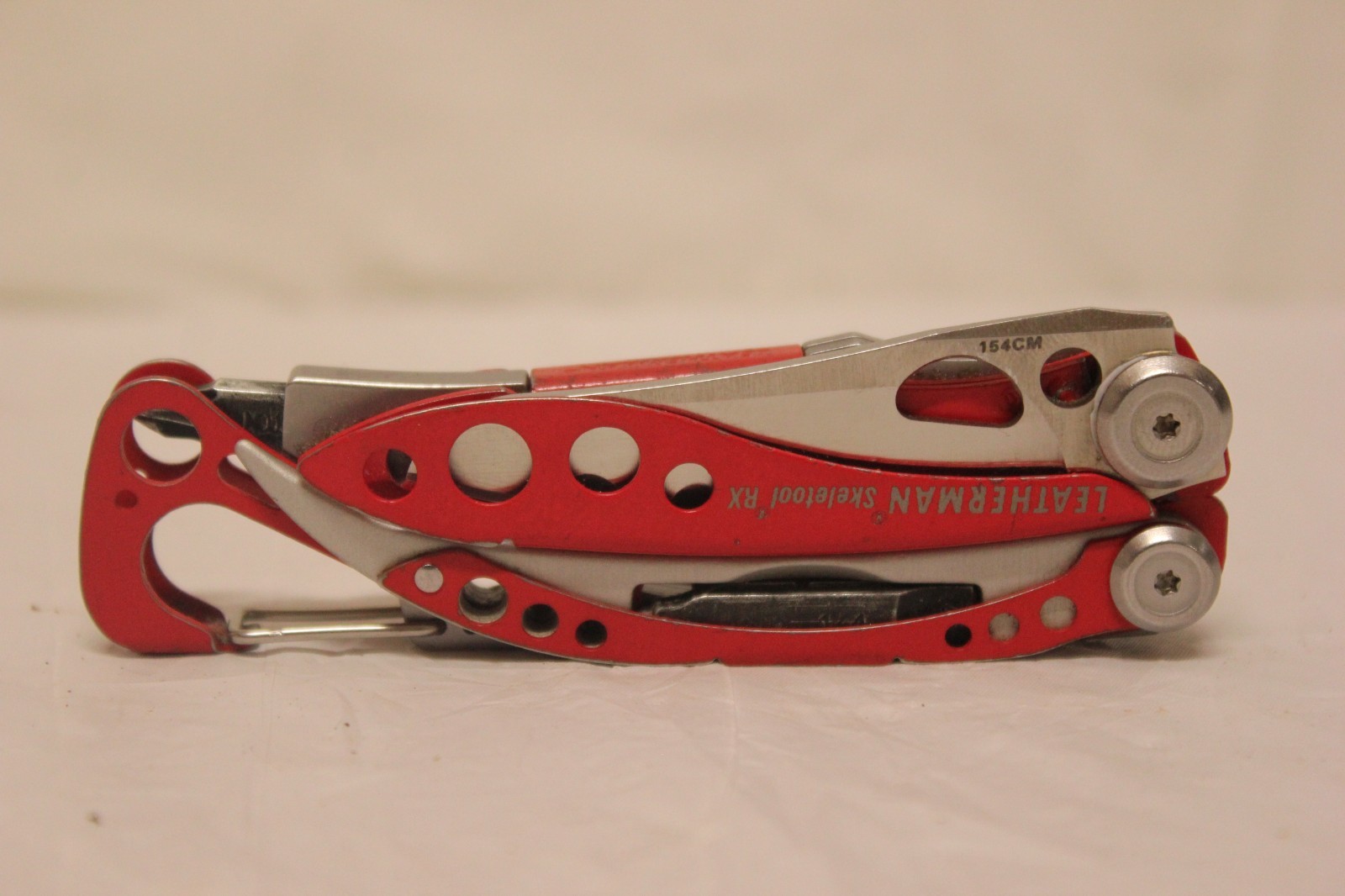 Leatherman Skeletool RX Multi-Tool Knife Pliers Combo Blade Driver Bits RED J42