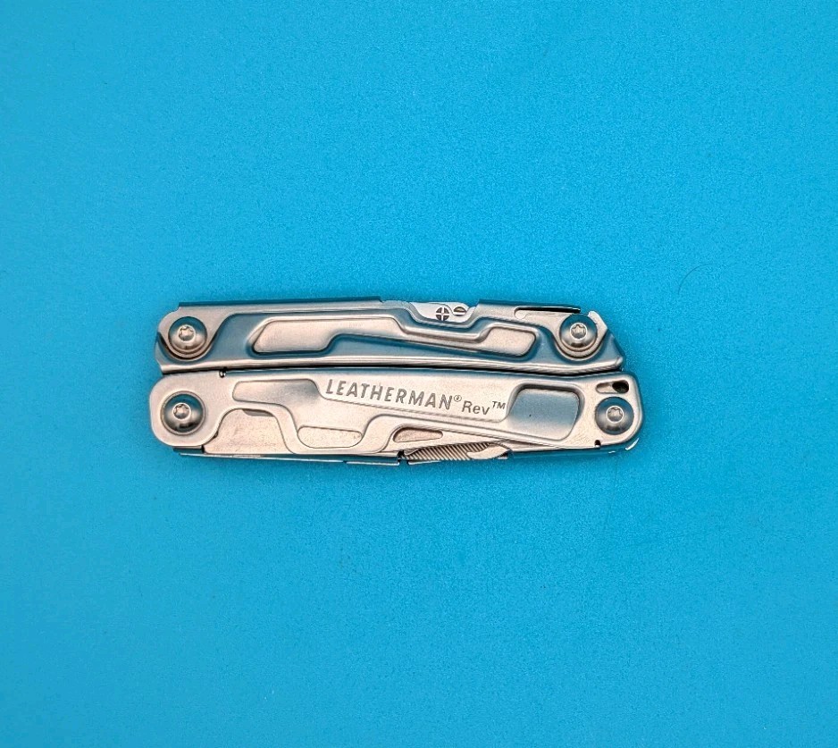 Leatherman Rev 3.8″ Multi-Tool, Stainless!