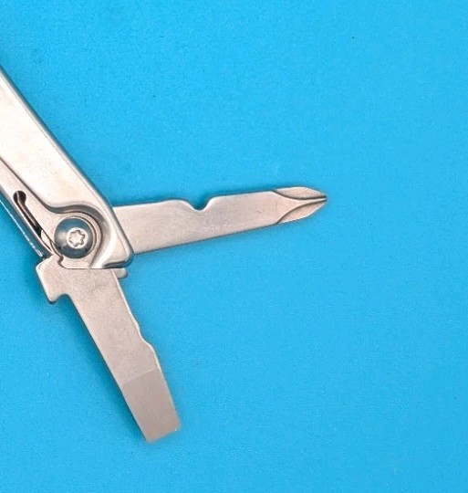 Leatherman Bolster 13 Tool Stainless Steel Multi-Tool! With Sheath!