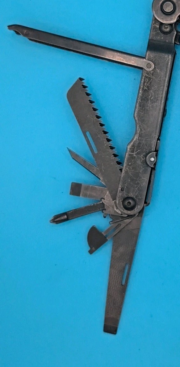 SOG PowerLock Multi Tool! WITH SHEATH! BLACK!!!