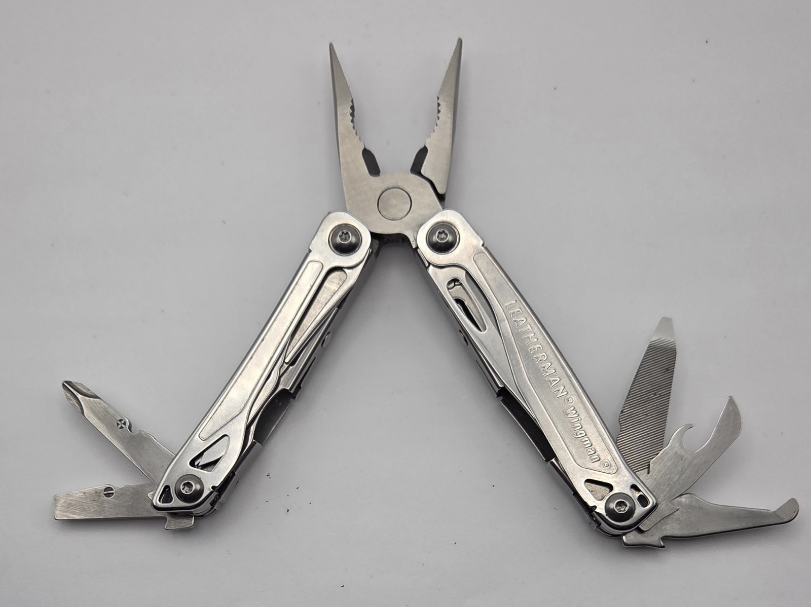 Leatherman Wingman Multi Tool Stainless Steel Made in USA Silver w/ Clip L2