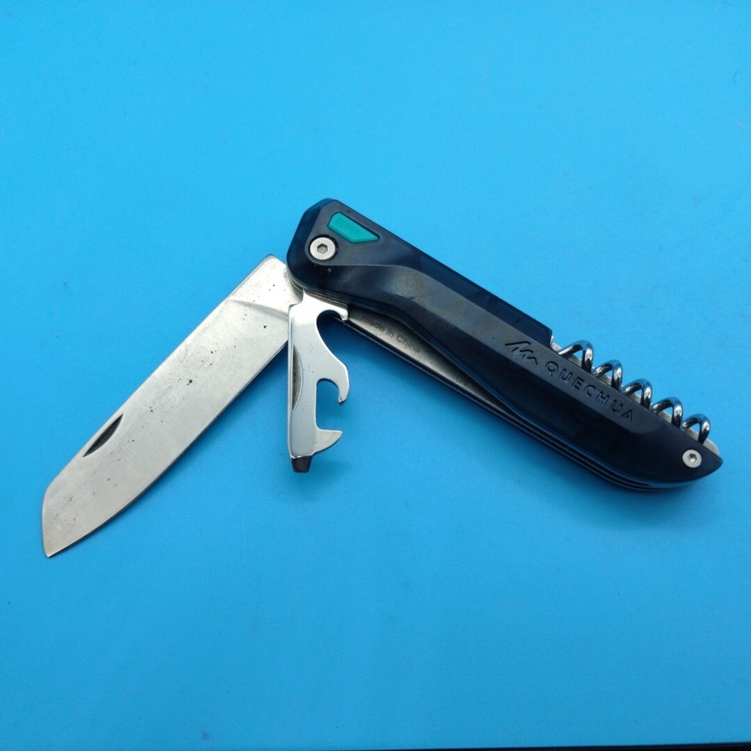 USED QUECHUA CLAP FOLDING KNIFE NAVAJA MULTITOOL DECATHLON