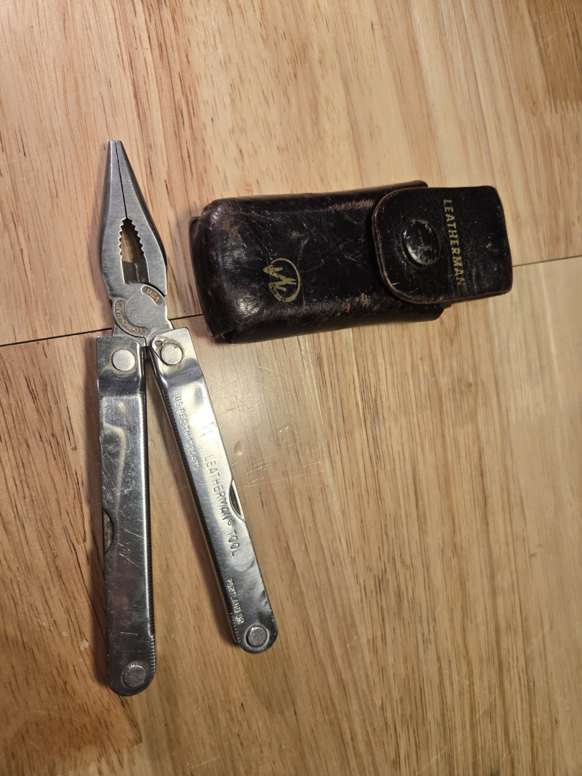 Vintage Original Leatherman Multi-Tool Portland OR TM 1325473 w/ Leather Sheath