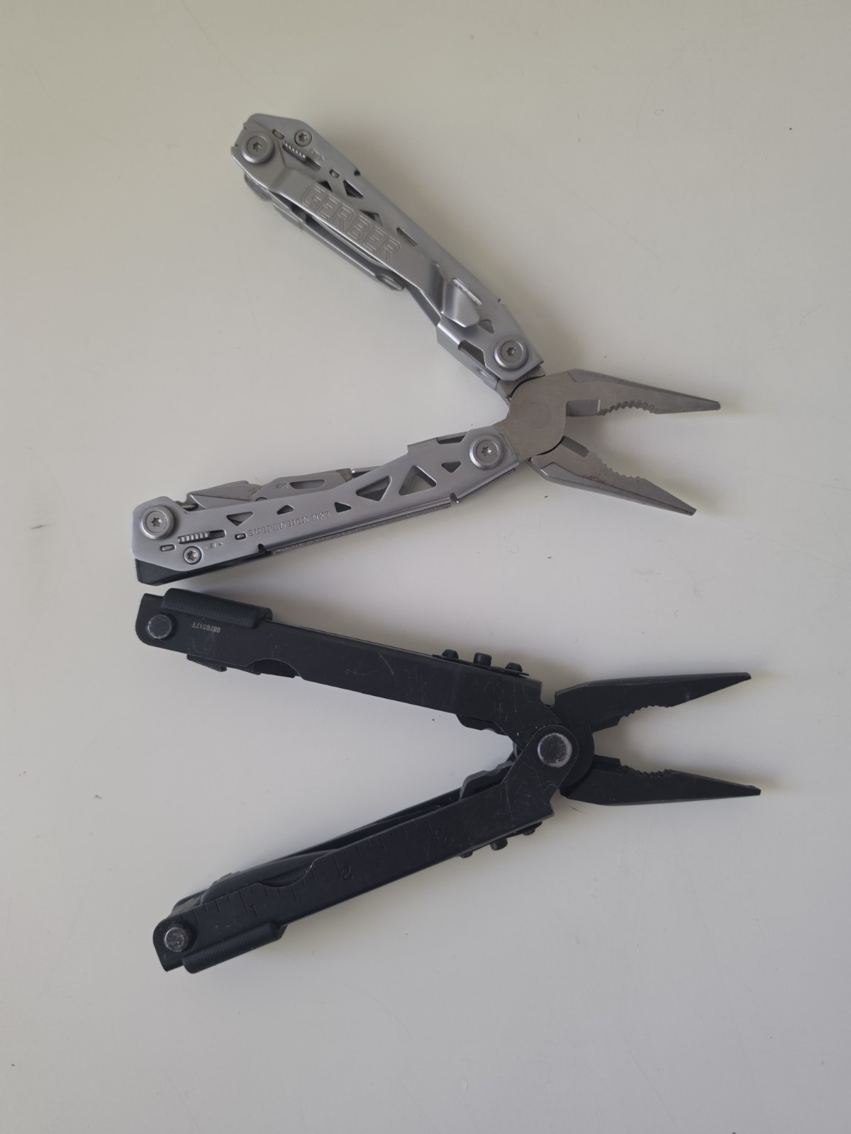 GERBER LOT: Multi Tool Multi-Plier Black Oxide & Suspension