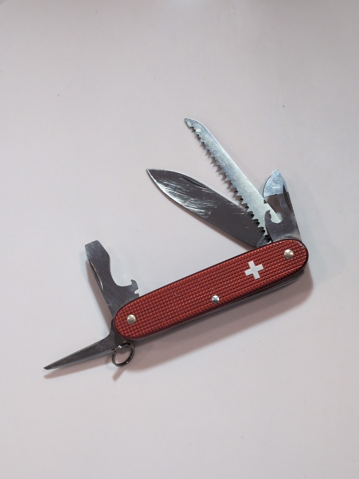 Victorinox – Farmer – Swiss Army SAK Multi-Tool Old Cross – 0.8241.20 – BS-32