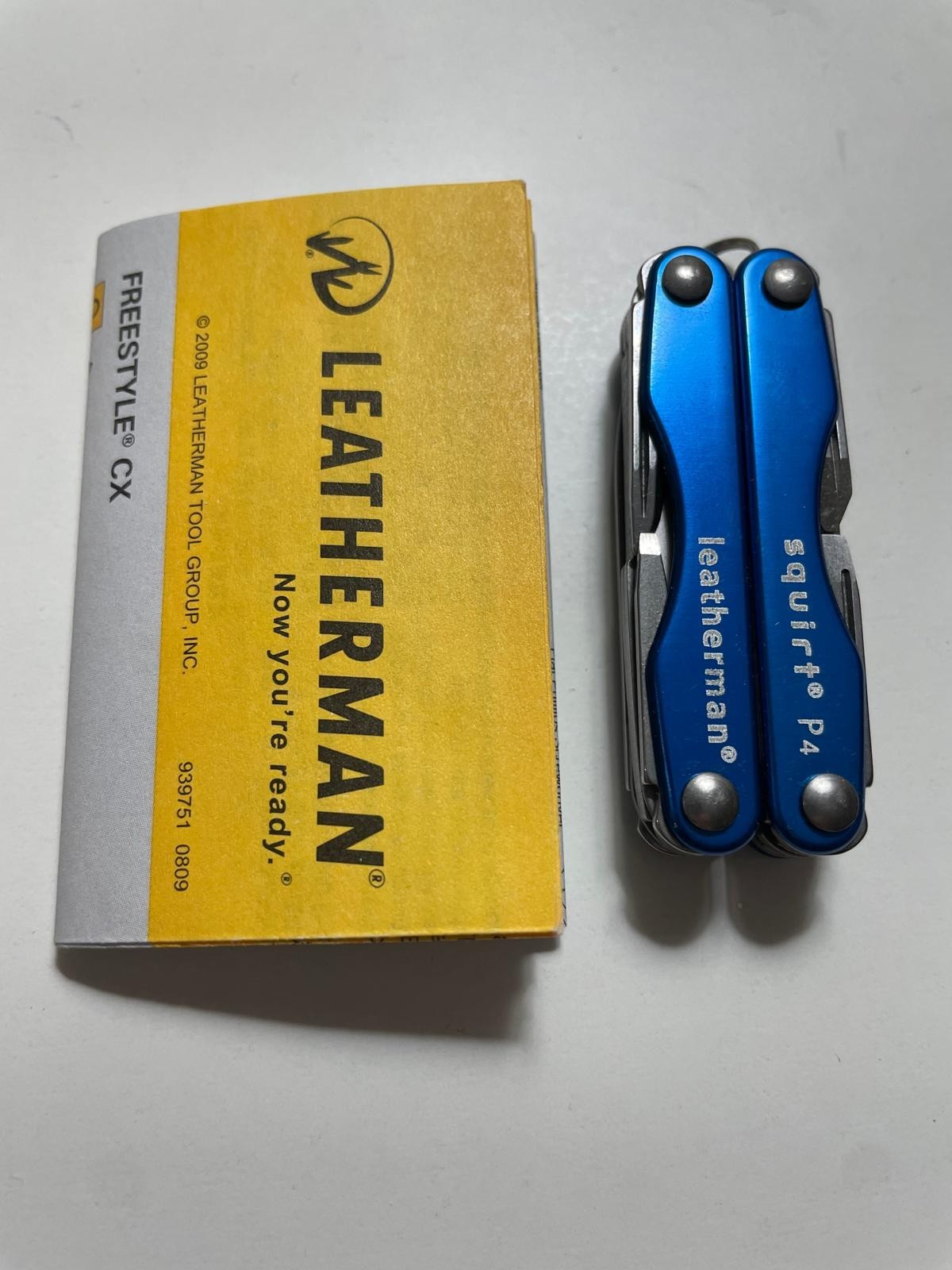 New In Box Leatherman Squirt P4 Glacier Blue Discontinued Collectible Multitool