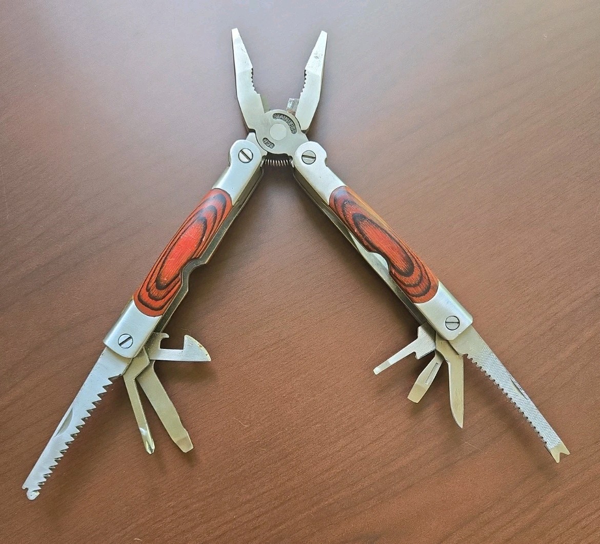 14-in-1 Multi Tool Pliers Stainless 2Cr Steel Wood Handle Pocket Knife Saw