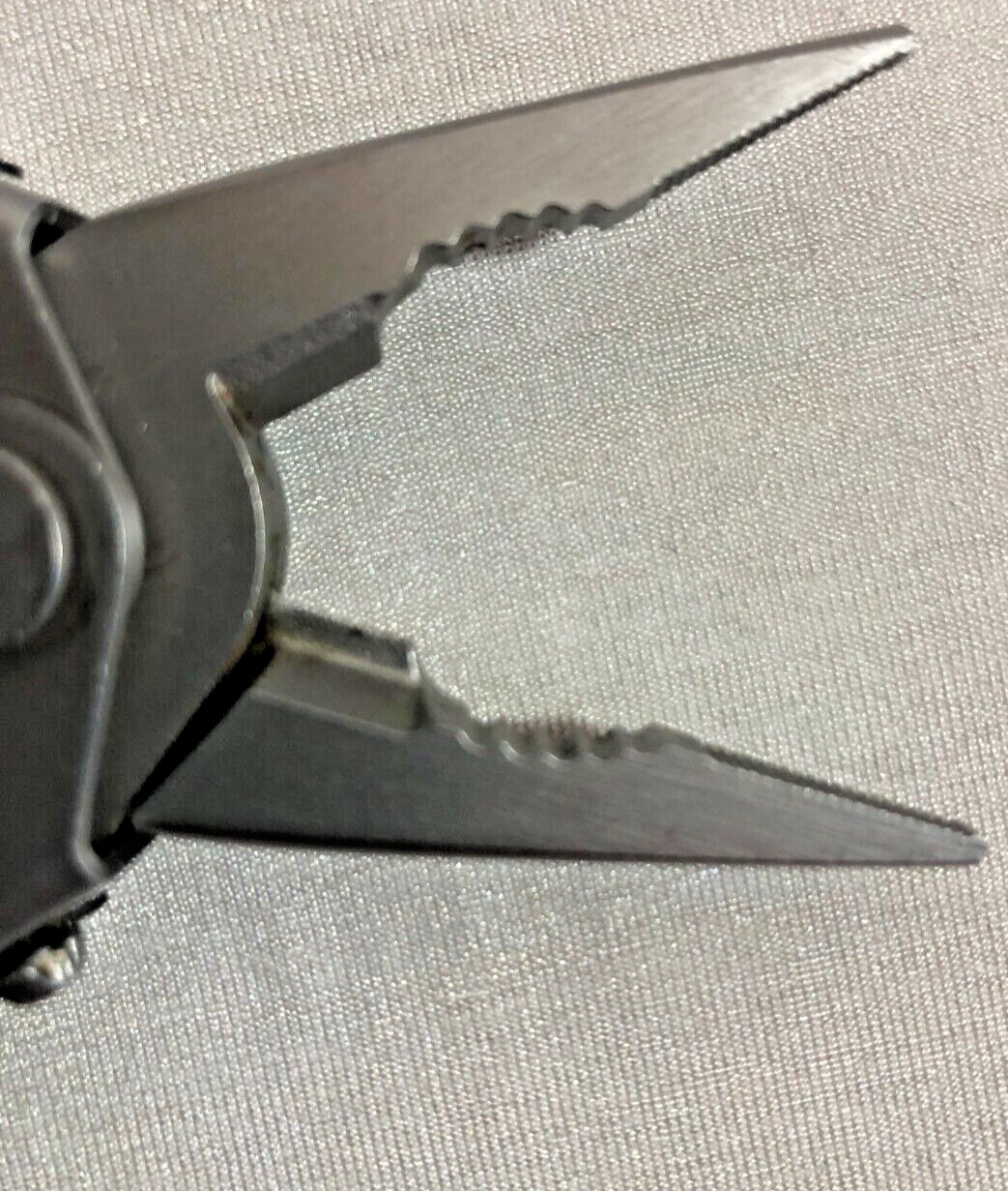 Gerber USA MP400 Multi Tool Plier Compact Sport Silver Knife