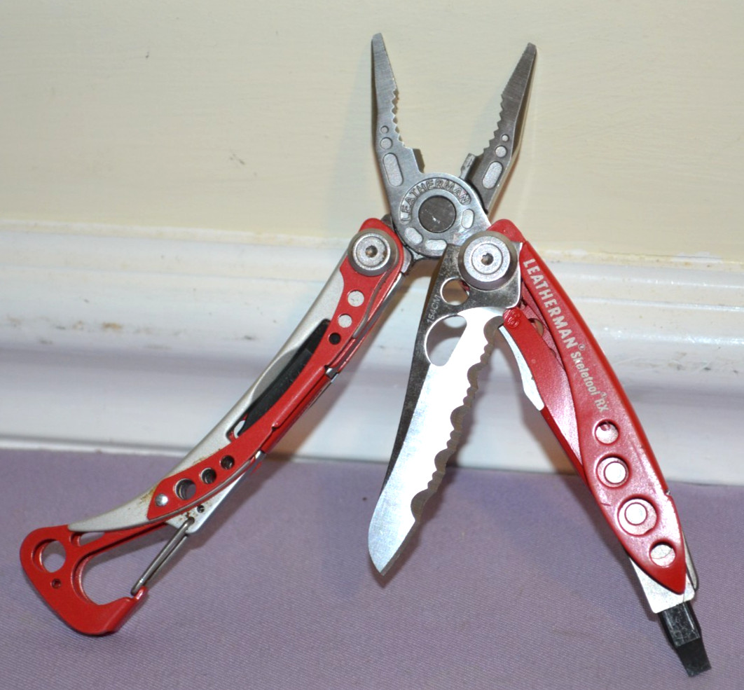 OEM Leatherman Skeletool RX Red Multi-Tool Knife, Pliers & Other Tools — Great