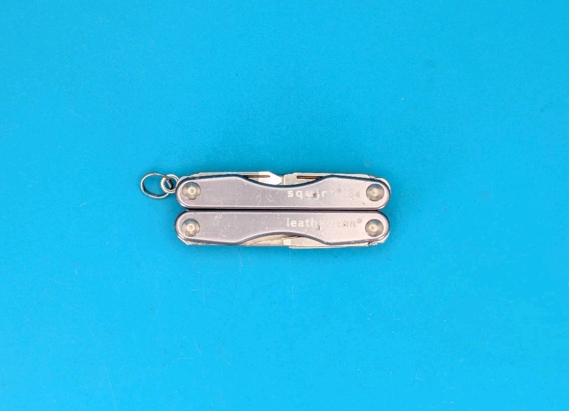Leatherman Squirt S4 Multi-Tool, Key Ring, Retired, GRAY!