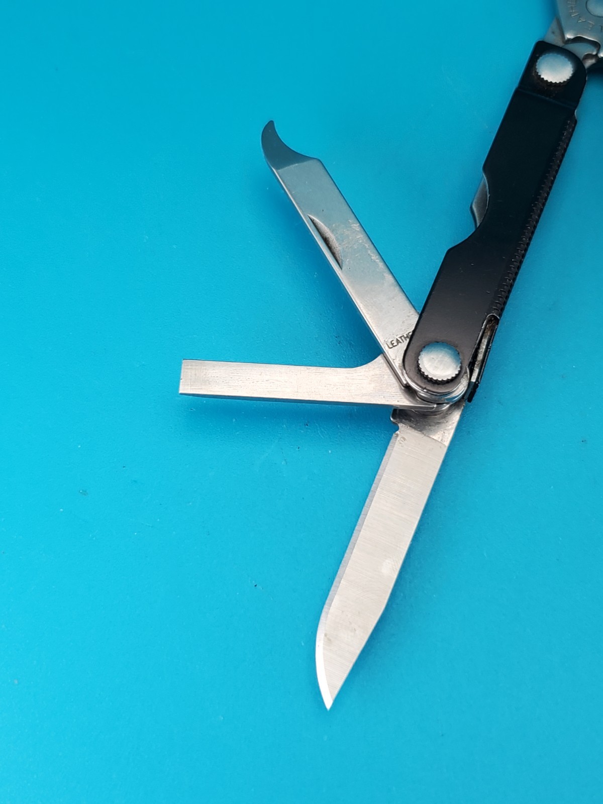 Leatherman Micra Multi-Tool, Knife, Scissors, Key Ring, Black!