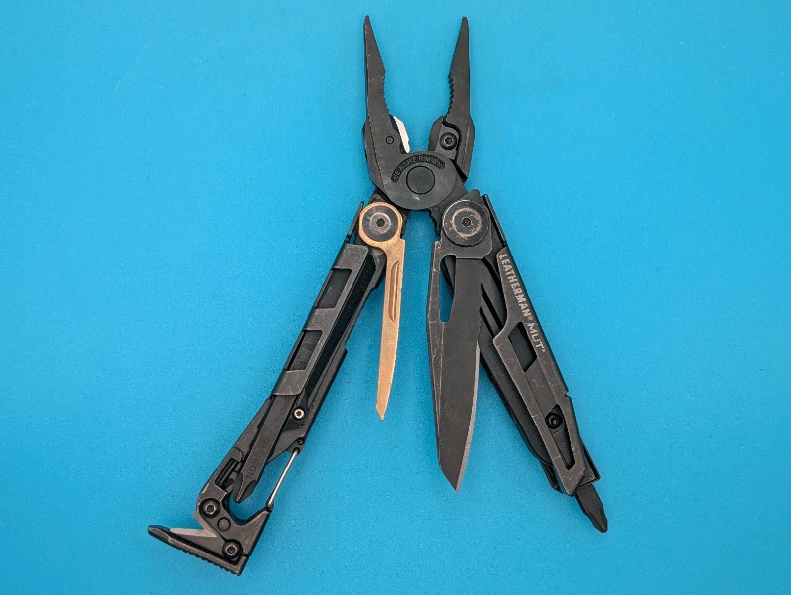 Leatherman MUT Multi Tool!